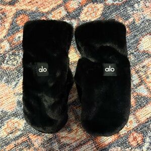 Alo Black Faux Fur Mittens